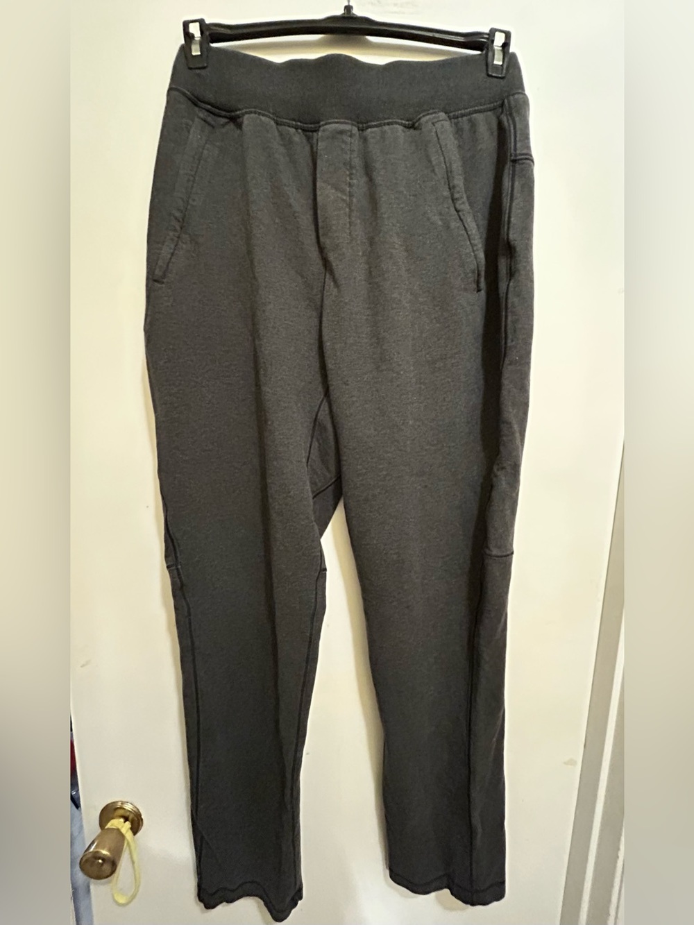 Lululemon Men’s Like New Black Cotton Knit Joggers, Sz Medium
